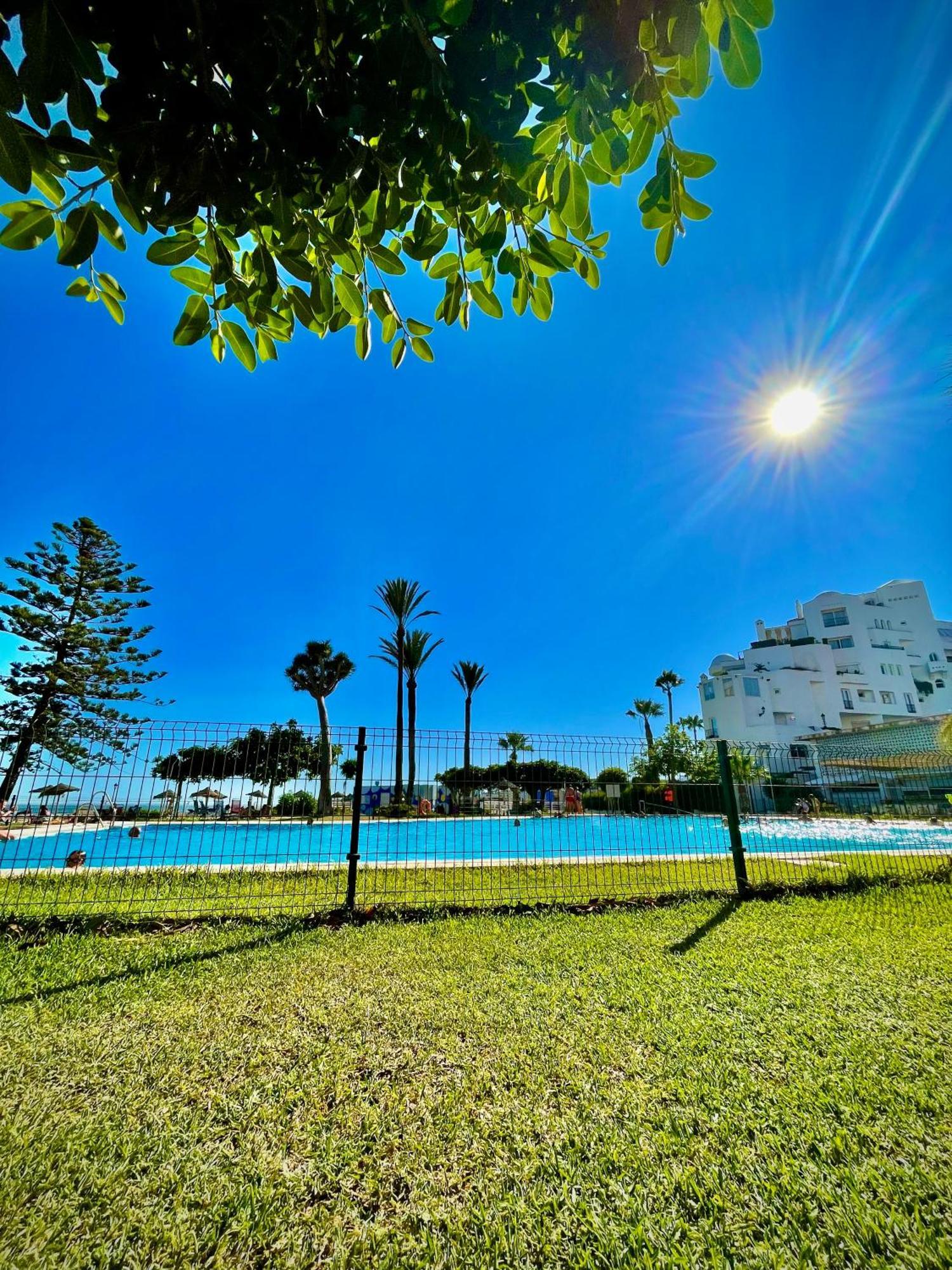 Castillo Santa Clara ตอร์เรโมลิโนส ภายนอก รูปภาพ