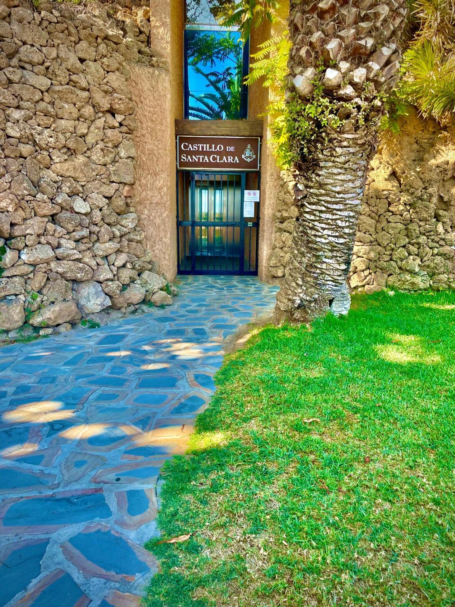 Castillo Santa Clara ตอร์เรโมลิโนส ภายนอก รูปภาพ